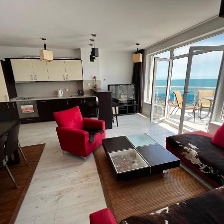 Modern Beachfront Apartment With Pool Ράβντα Εξωτερικό φωτογραφία