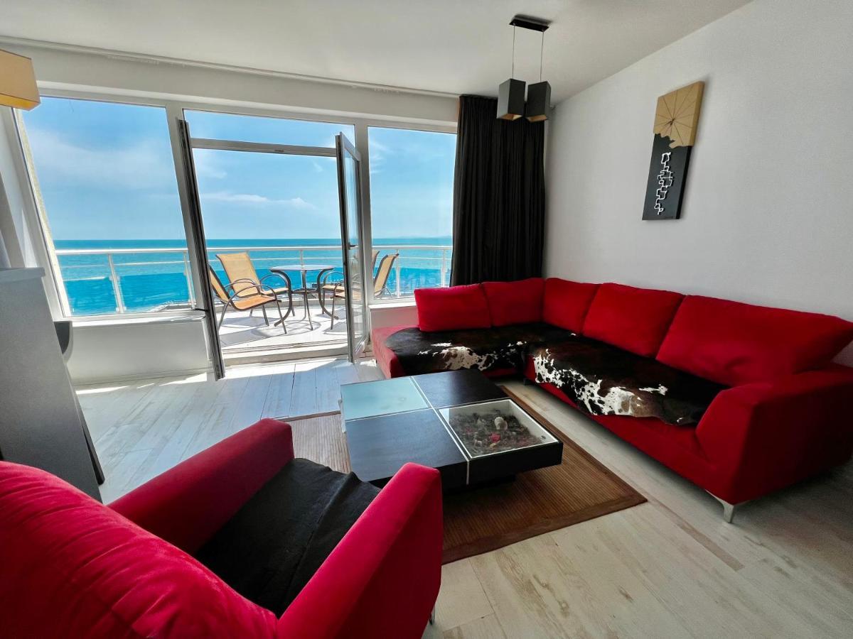 Modern Beachfront Apartment With Pool Ράβντα Εξωτερικό φωτογραφία