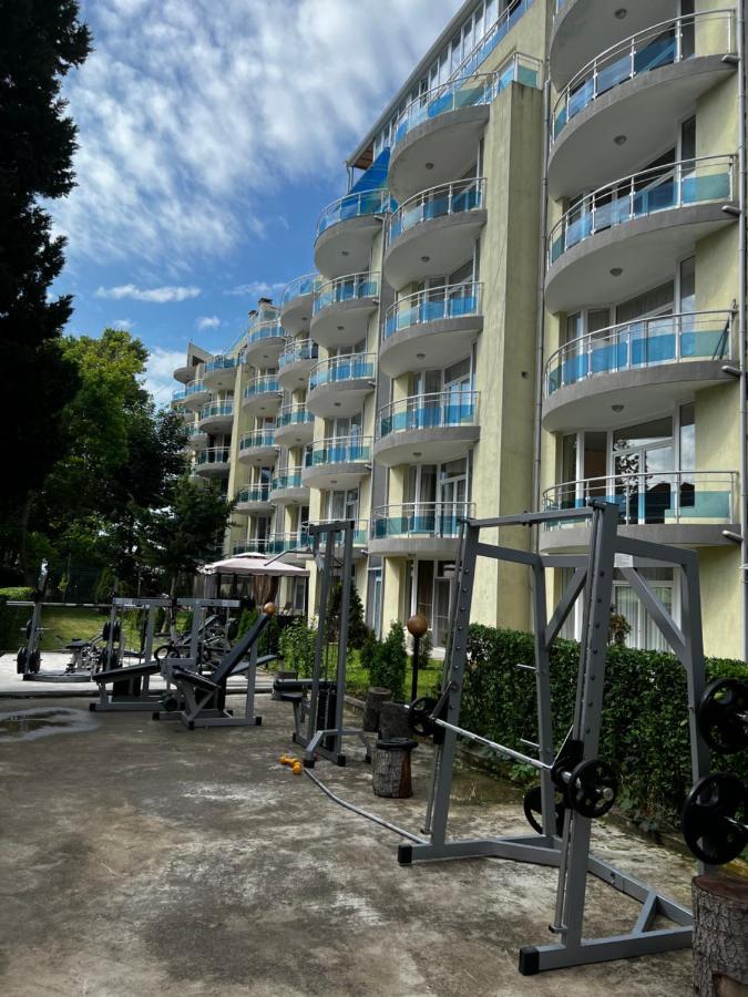 Modern Beachfront Apartment With Pool Ράβντα Εξωτερικό φωτογραφία