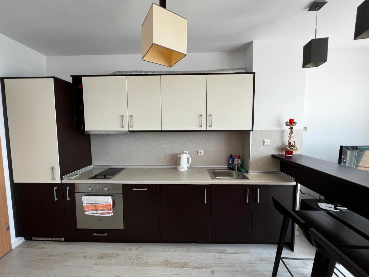 Modern Beachfront Apartment With Pool Ράβντα Εξωτερικό φωτογραφία